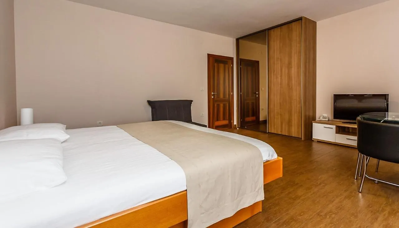 Luxury Apartments Frajona Malinska 0*,  Croatia
