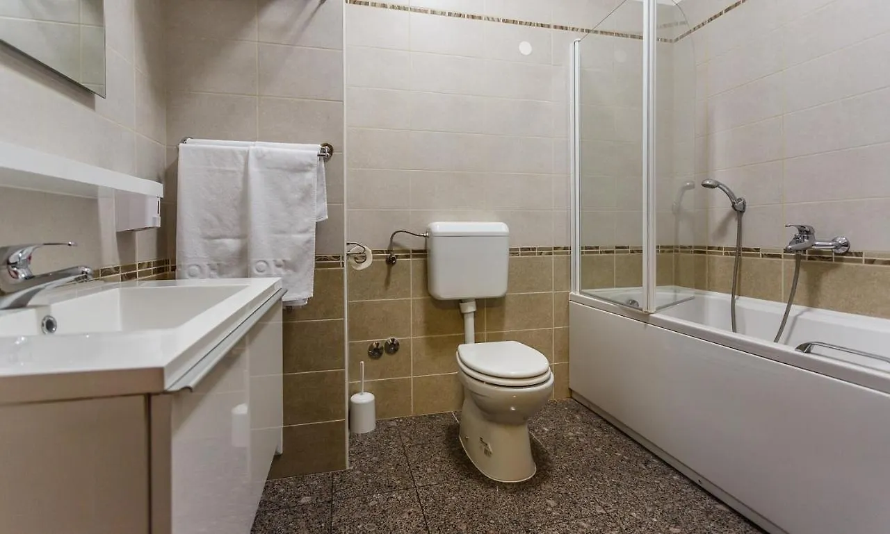 Guest house Luxury Apartments Frajona Malinska