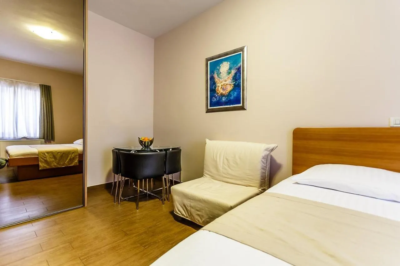 Guest house Luxury Apartments Frajona Malinska Croatia