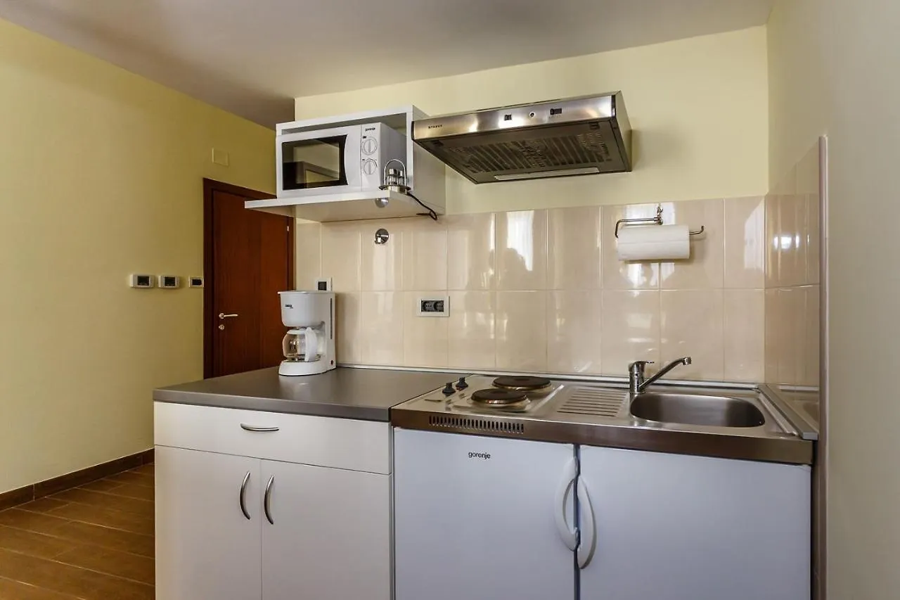 Luxury Apartments Frajona Malinska Guest house