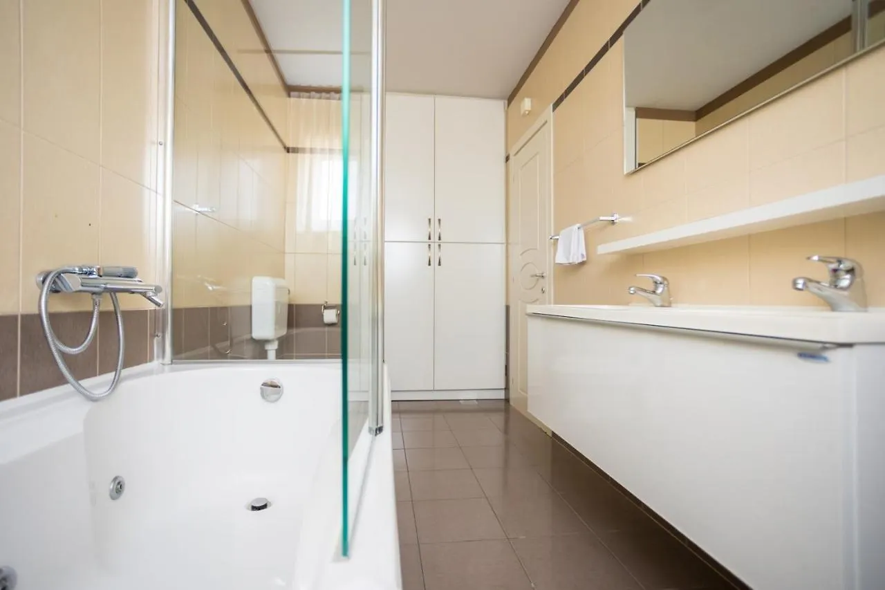 Luxury Apartments Frajona Malinska 0*,