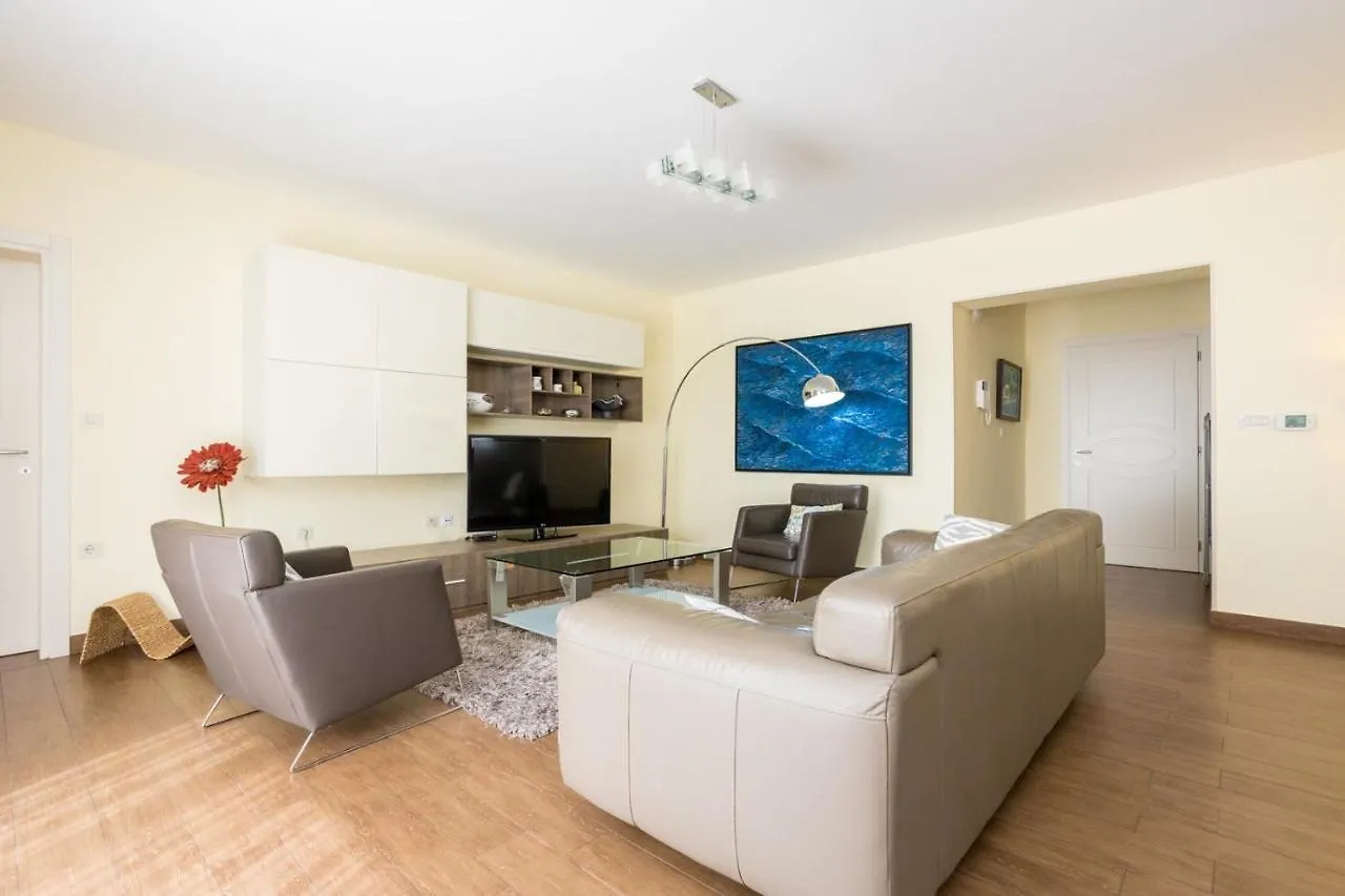 Luxury Apartments Frajona Malinska 0*,