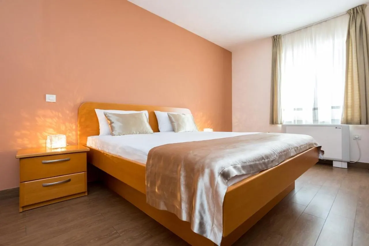 Guest house Luxury Apartments Frajona Malinska